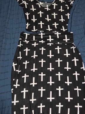 Black and White Cross Print Two-Piece Set